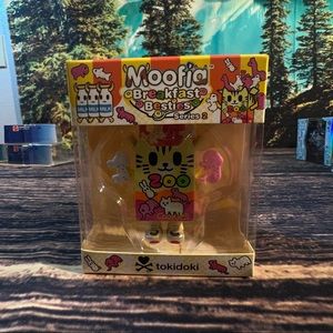 Tokidoki Breakfast Buddies Series 2 Sneaky Snacker New in Box